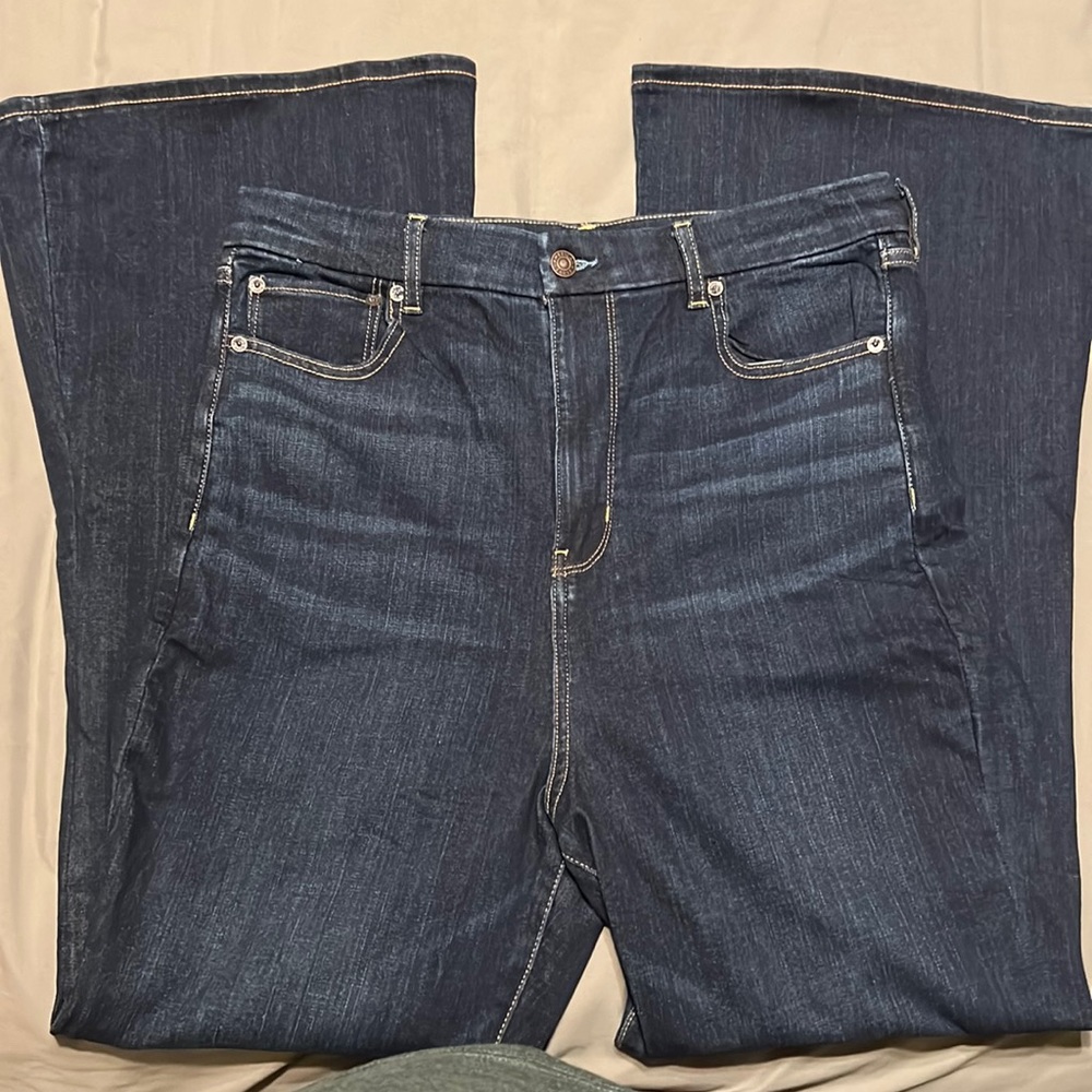 American Eagle Next Level Stretch Curvy Highest Rise Flare Jean